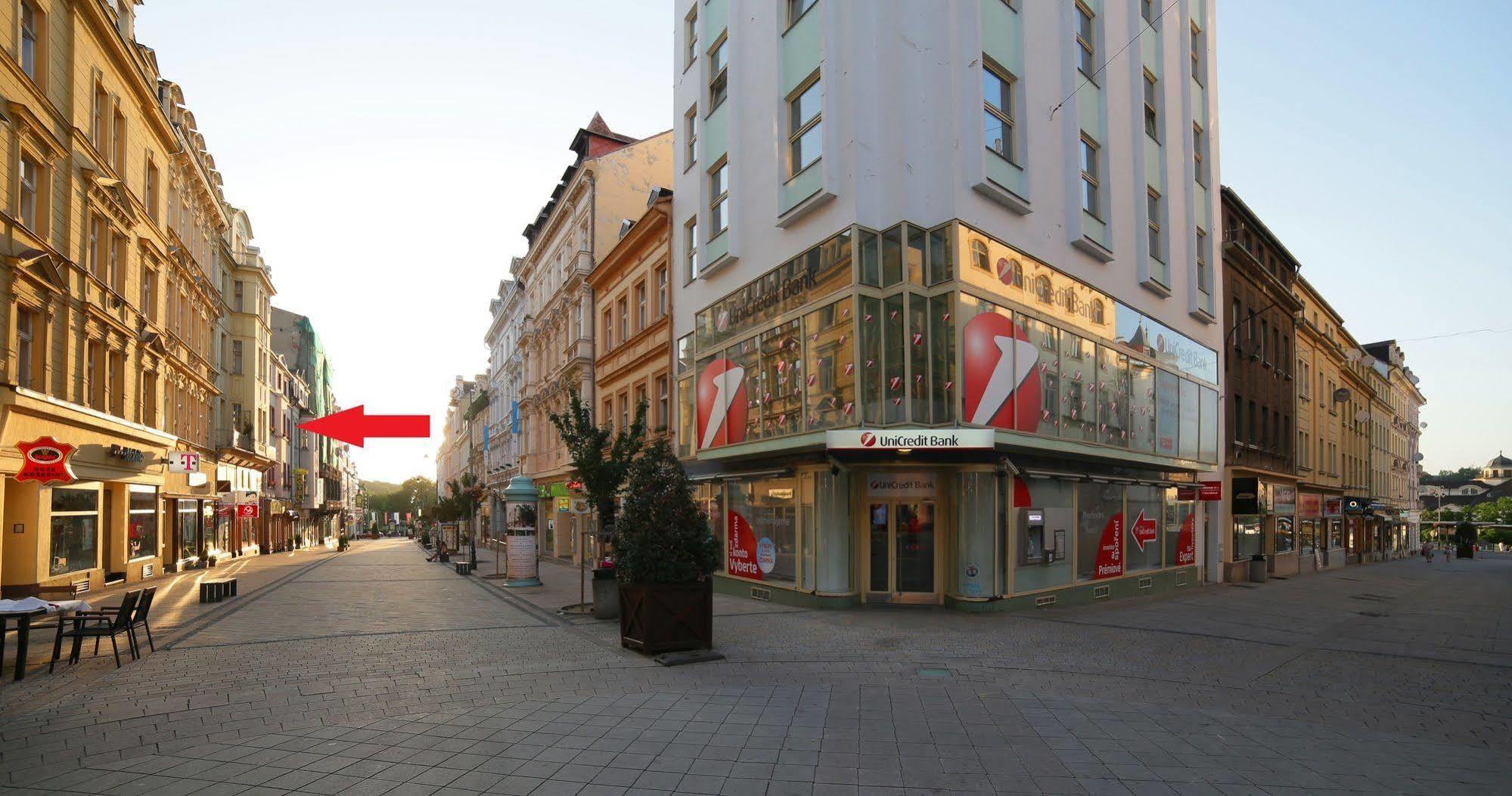 Hotel Kavalir Karlovy Vary Kültér fotó